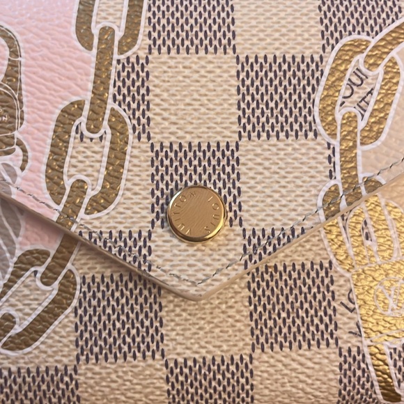 Louis Vuitton Nautical Victorine Wallet (box and dustbag included) - Picture 4 of 17